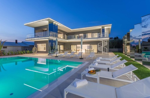 Kastelir-Labinci House | Holiday house Poreč for 1 - 10 persons with 5 bedrooms - Holiday home