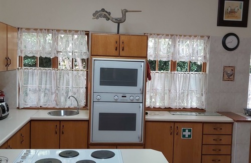 Clarens House | Holiday house priced per bedroom - 4, fenced garden, great views, walk to town