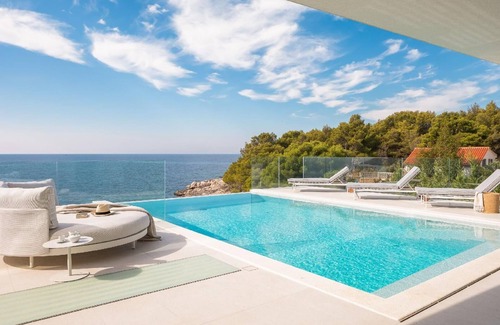 Primosten Burnji House | Holiday house Primosten for 1 - 10 persons with 5 bedrooms - Holiday house