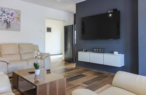 Skatari House | Holiday house Pula for 1 - 8 persons with 4 bedrooms - Holiday home