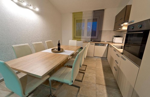 Skatari House | Holiday house Pula for 1 - 8 persons with 3 bedrooms - Holiday house