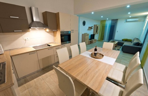 Skatari House | Holiday house Pula for 1 - 8 persons with 3 bedrooms - Holiday house