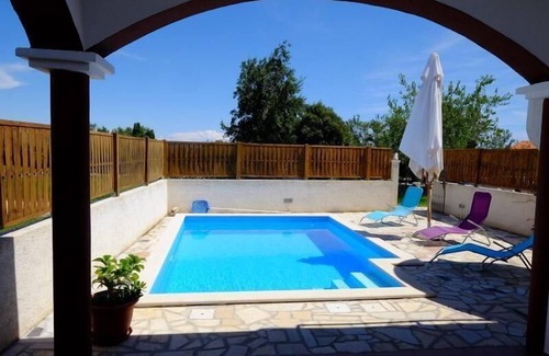 Rebici House | Holiday house Rebici for 2 - 6 persons with 3 bedrooms - Twin house