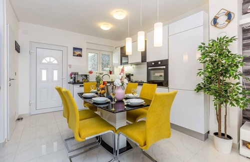 Brzac House | Holiday house SOTOVENTO I