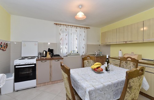 Smoljanci House | Holiday house Svetvinčenat for 1 - 6 persons with 3 bedrooms - Holiday home