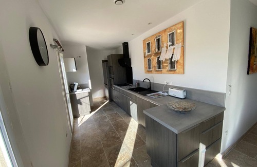 Tavel House | Holiday house Tavel for 1 - 6 persons with 3 bedrooms - Row house