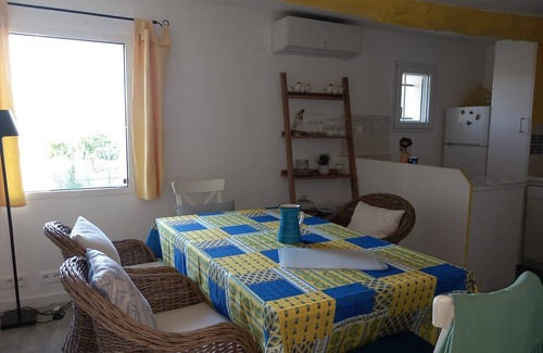 Violes House | Holiday house Violès for 1 - 4 persons with 2 bedrooms - Holiday home