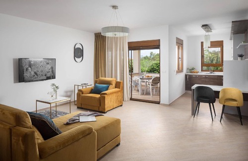 Vir House | Holiday house Vir for 1 - 28 persons with 10 bedrooms - Holiday home