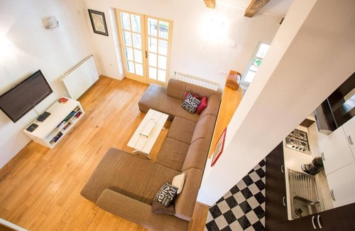 Viskovo House | Holiday house Viskovo for 1 - 8 persons with 4 bedrooms - Twin house