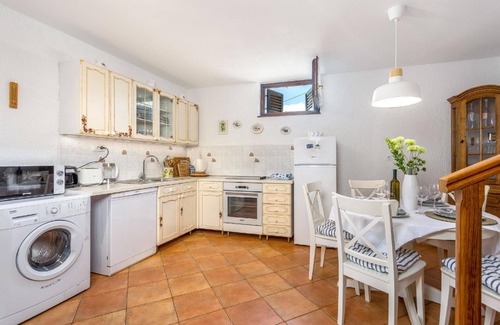 Risika House | Holiday house Vrbnik for 1 - 8 persons with 4 bedrooms - Holiday home