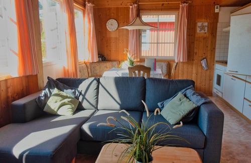 Userin House | Holiday house with 3 bedrooms directly on the Useriner See with bathing beach, fireplace