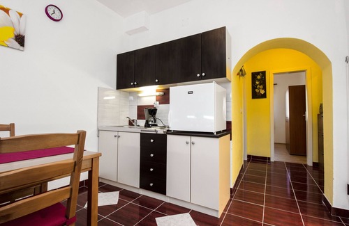 Pirovac House | Holiday house with a parking space Kašić, Šibenik (K-11079)