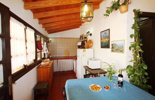 Hermigua House | Holiday house with plenty of space, terrace and garden