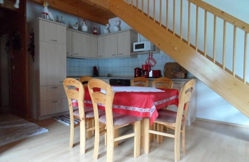 Waldmuenchen Apartment | Holiday in a wooden house, kitchen, 6 persons, internet and water park