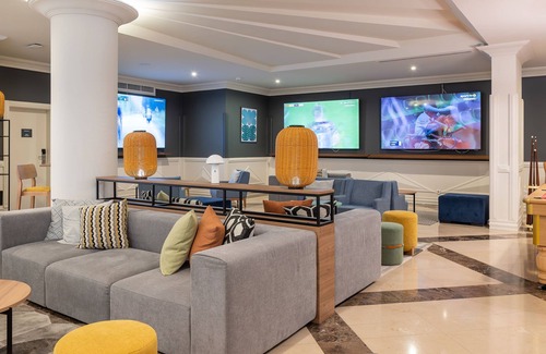 Correeira Hotel | Holiday Inn Algarve Albufeira by IHG