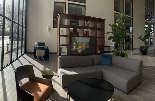 Asheville Hotel | Holiday Inn Asheville Biltmore by IHG