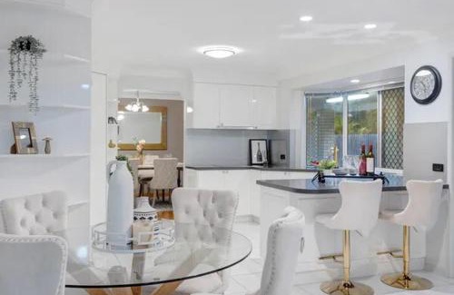 Parkinson House | Holiday Inn