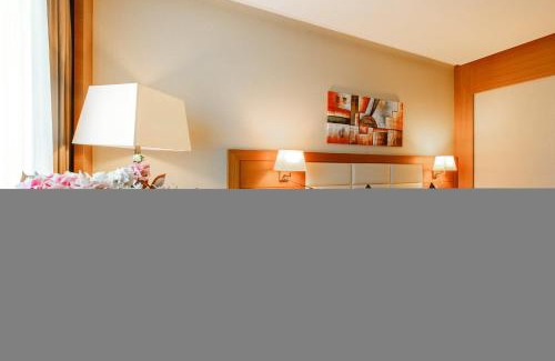 Baku Hotel | Holiday Inn Baku by IHG