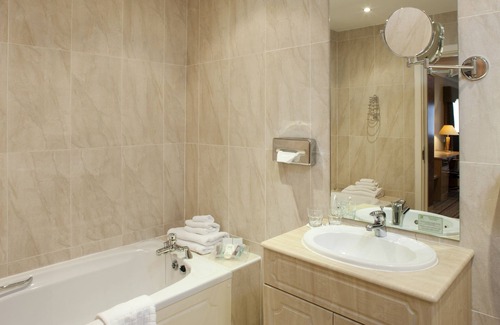 Dodworth Hotel | Holiday Inn Barnsley by IHG
