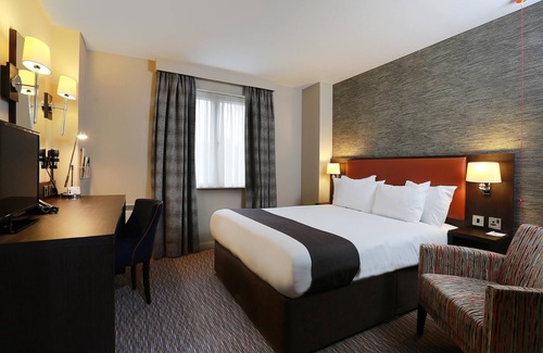 Belfast Central District Hotel | Holiday Inn Belfast City Centre by IHG