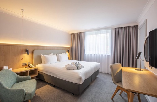 Brentwood Hotel | Holiday Inn Brentwood M25, Jct. 28 by IHG