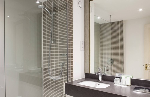 Chester Hotel | Holiday Inn Chester - South by IHG
