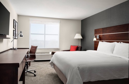 West Chester Hotel | Holiday Inn Cincinnati Liberty Way by IHG