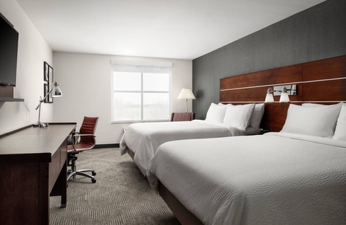 West Chester Hotel | Holiday Inn Cincinnati Liberty Way by IHG