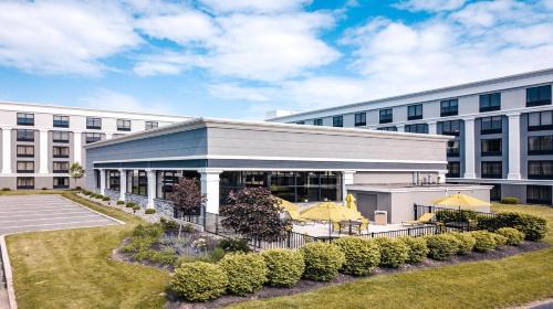 Independence Hotel | Holiday Inn Cleveland - South Independence by IHG