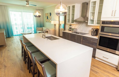 Myrtle Beach Hotel | Holiday Inn Club Vacations Myrtle Beach Oceanfront by IHG