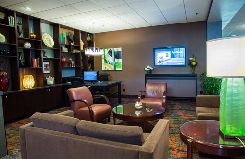 Downtown Des Moines Hotel | Holiday Inn Downtown - Mercy Area by IHG