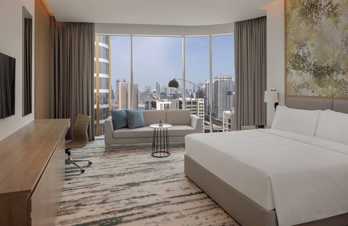 Business Bay Hotel | Holiday Inn Dubai Business Bay by IHG
