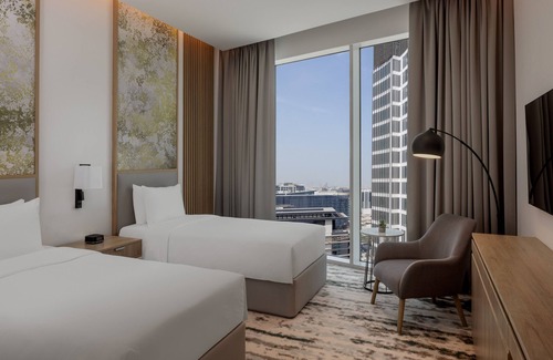 Business Bay Hotel | Holiday Inn Dubai Business Bay by IHG