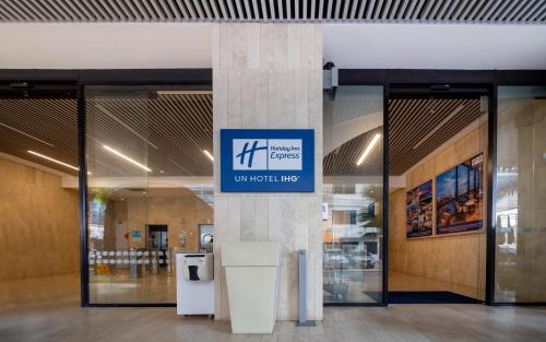 Manga Hotel | Holiday Inn Express Cartagena Manga by IHG