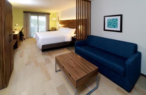 Downtown Hotel | Holiday Inn Express & Suites - Playa del Carmen by IHG