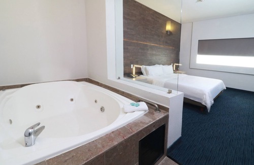 San Luis Potosi Hotel | Holiday Inn Express San Luis Potosi by IHG