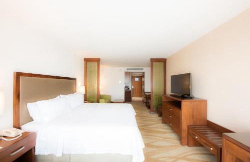 Celaya Hotel | Holiday Inn Express and Suites Celaya by IHG