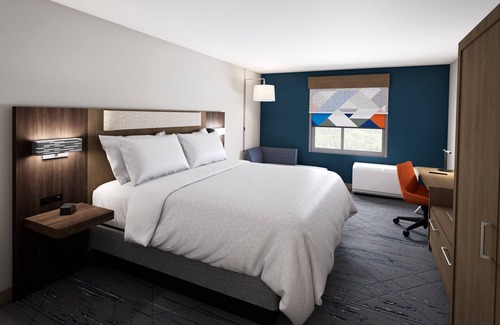 Summit Station Hotel | Holiday Inn Express and Suites Columbus New Albany by IHG