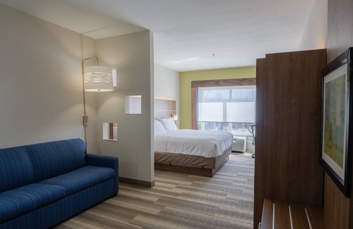 Church Street Hotel | Holiday Inn Express Atlanta Airport West - Camp Creek Market by IHG