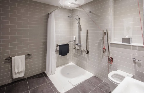 Belfast City Centre Hotel | Holiday Inn Express Belfast City by IHG