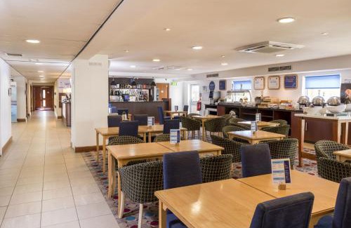 Birmingham Hotel | Holiday Inn Express Birmingham Star City by IHG