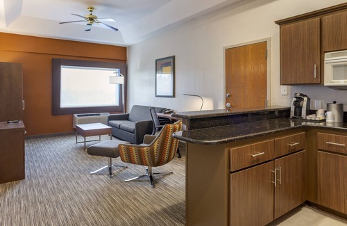 Branson Hotel | Holiday Inn Express Branson-Green Mountain Drive by IHG