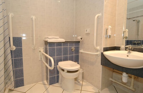 Upper Harbledown Hotel | Holiday Inn Express Canterbury by IHG