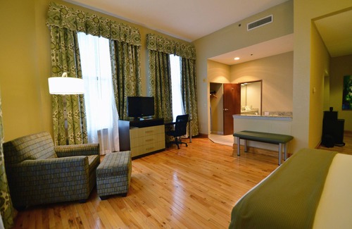 Gateway District Hotel | Holiday Inn Express Cleveland Downtown by IHG