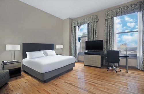 Gateway District Hotel | Holiday Inn Express Cleveland Downtown by IHG