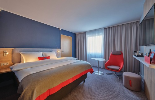 Duesseltal Hotel | Holiday Inn Express Düsseldorf City North by IHG