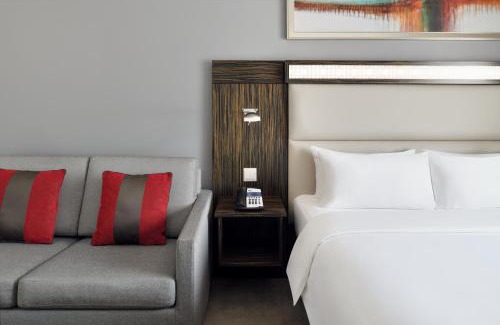 Al Sufouh 2 Hotel | Holiday Inn Express Dubai Internet City by IHG