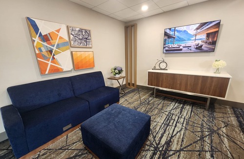 Fredericksburg Hotel | Holiday Inn Express Fredericksburg Southpoint by IHG