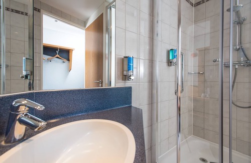Stoke-on-Trent Hotel | Holiday Inn Express Stoke On Trent by IHG