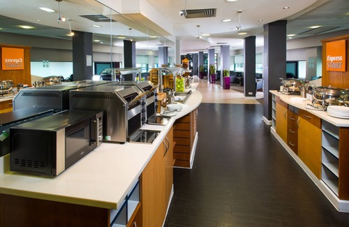 City Centre Glasgow Hotel | Holiday Inn Express Glasgow City Centre Riverside by IHG